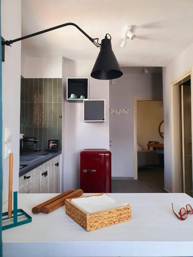 Maistros Suites - Pera Skopelos stad Exteriör bild