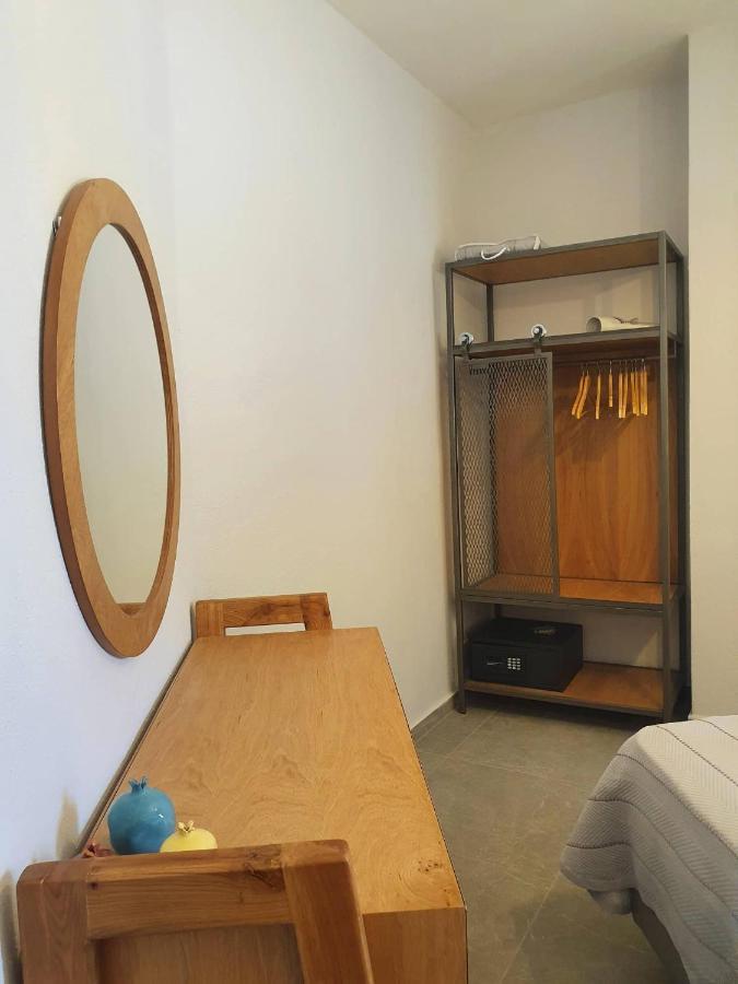 Maistros Suites - Pera Skopelos stad Exteriör bild