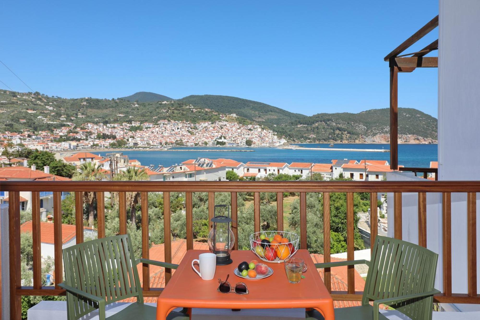 Maistros Suites - Pera Skopelos stad Exteriör bild