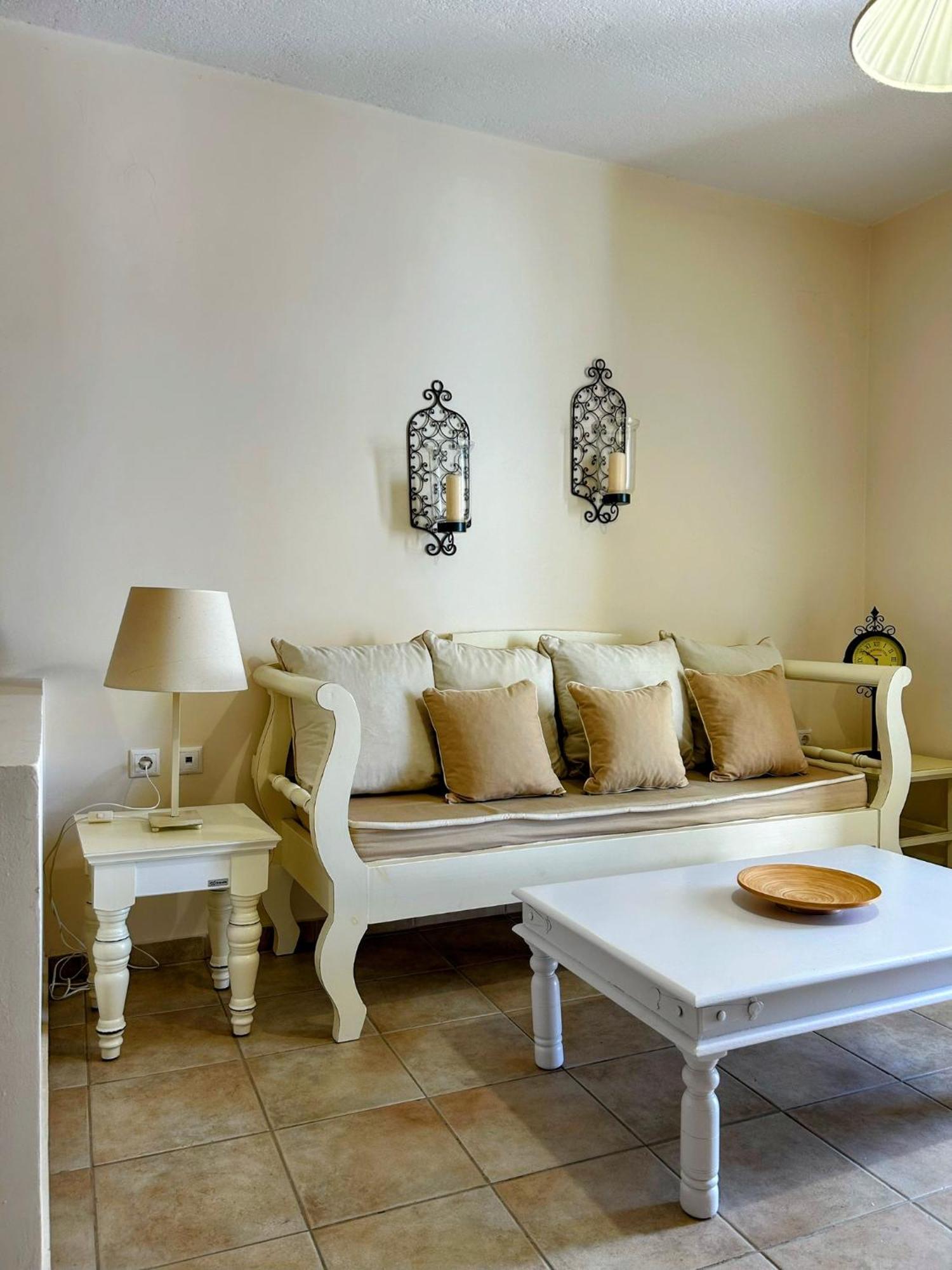 Maistros Suites - Pera Skopelos stad Exteriör bild