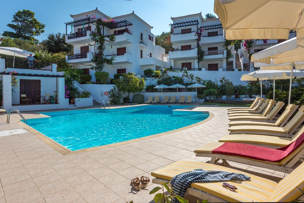 Maistros Suites - Pera Skopelos stad Exteriör bild